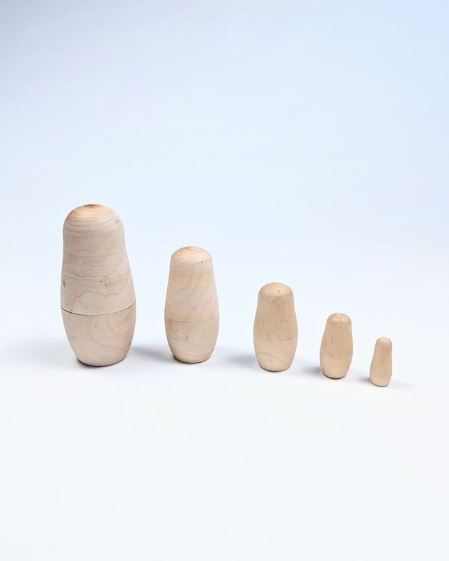 Poupées russes en bois (5)
