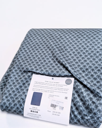 Élodie - Couverture polaire - NEUVE