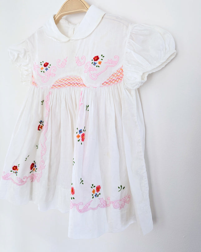 Robe blanche vintage et fines broderies - 6-12m